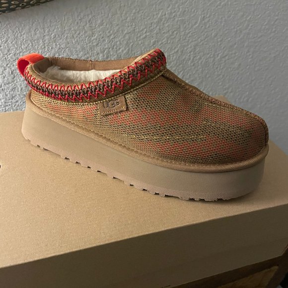 UGG Tazz Maxi Tasman Slippers Chestnut Sz 7 NWT - Picture 2 of 10